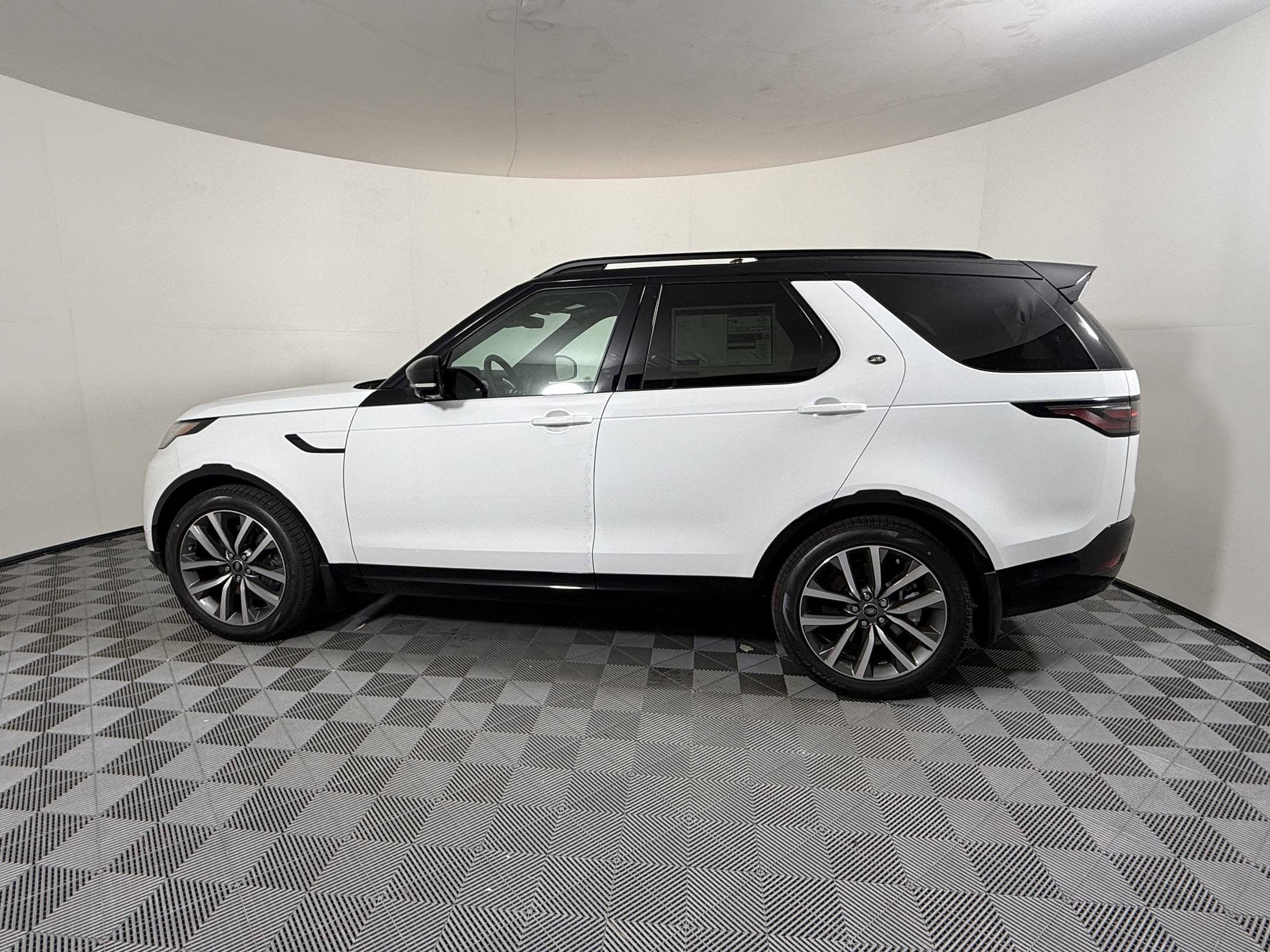 land rover discovery 2026 SALRW4EU1T2520444 image land rover discovery 2026 SALRW4EU1T2520444 image